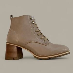 Korks Chelsea Lace Up Booties Women's Size 9.5M Combat casual comfort taupe